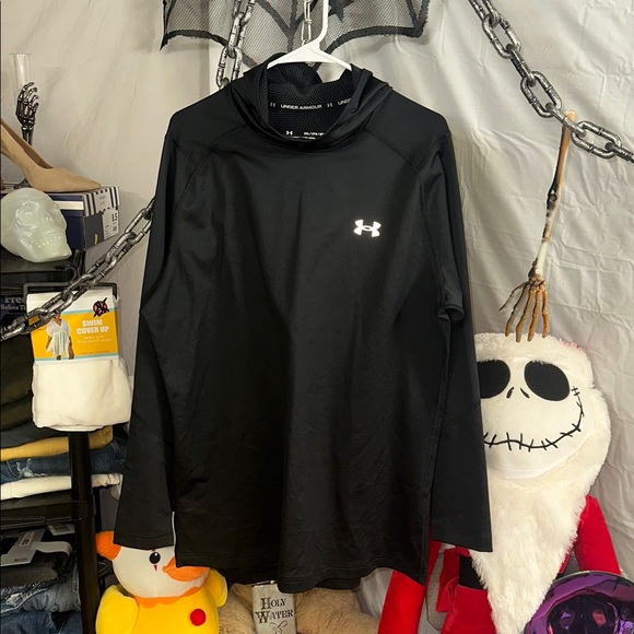 Under Armour Black Performance Hoodie - Picture 1 of 3
